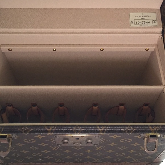 1990โs Louis Vuitton train ๐ case - Picture 3 of 8